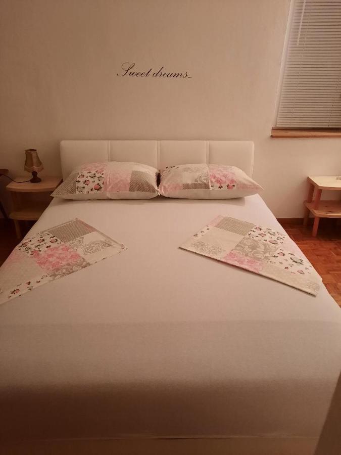 Holiday Home Villa Marin Stanici ภายนอก รูปภาพ