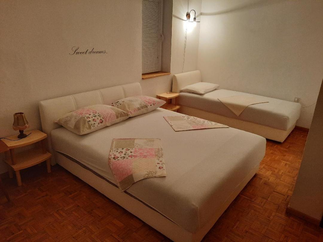 Holiday Home Villa Marin Stanici ภายนอก รูปภาพ